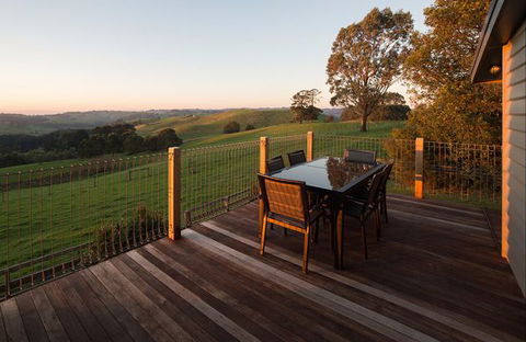 Halcyon Cottage Retreat - Self Contained Accommodation - ACT Tourism 5