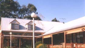 Adelaide Hills Getaway - ACT Tourism 1
