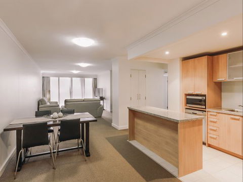 Newcastle Central Plaza Apartment Hotel - ACT Tourism 1