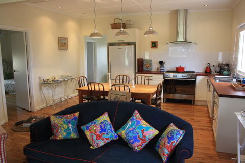 Rabbiter's Hut - ACT Tourism 2