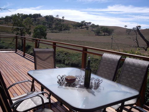 White Cedars Cottage - ACT Tourism 3