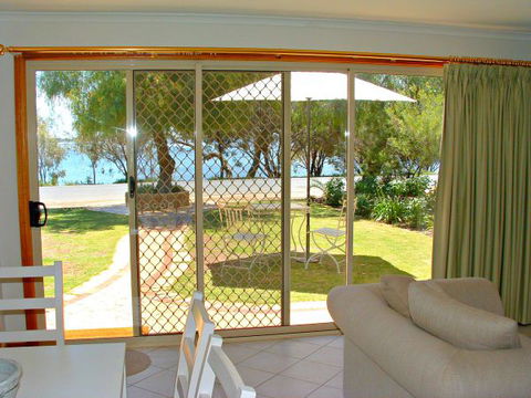 17 QED Lakehouse - ACT Tourism 5