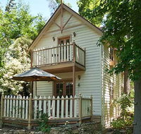Aldgate Creek Cottage Bed and Breakfast - ACT Tourism