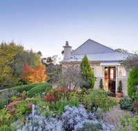 102 on Strath - ACT Tourism