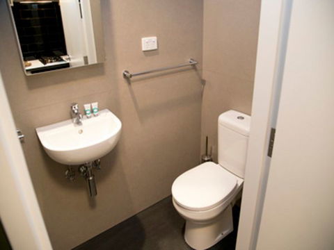 Abercombie Student Accommodation (Summer) - ACT Tourism 6