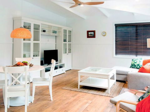 Admiralty Apartments - ACT Tourism 1