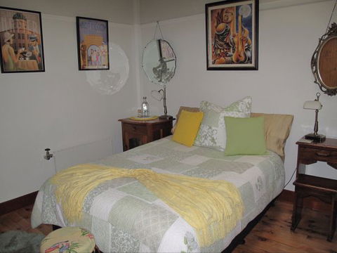 B&B Wodonga - Art Deco Accommodation - ACT Tourism 3