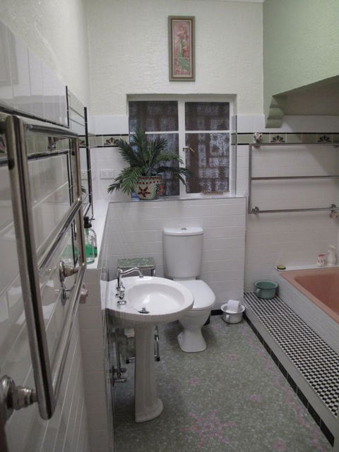 B&B Wodonga - Art Deco Accommodation - ACT Tourism 8