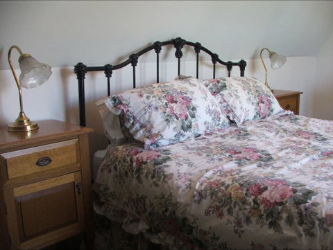 Barrack Street Colonial Cottage - ACT Tourism 1