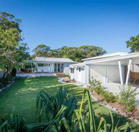 Back Beach Bungalow - ACT Tourism