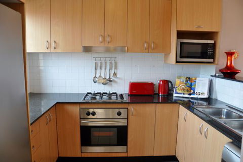Best Apartment In The Heart Of Sydney’s Little Italy - ACT Tourism 4