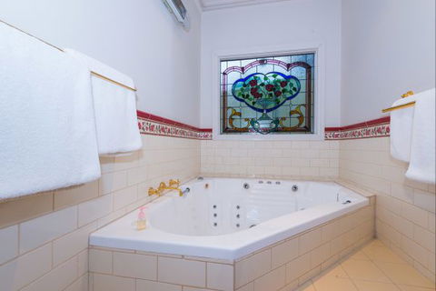 Bendigo Cottages Bed And Breakfast - ACT Tourism 2