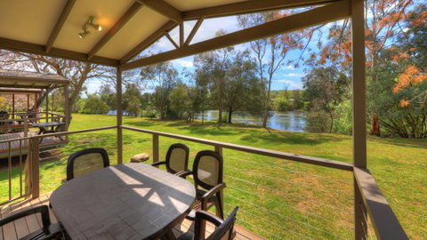 Breakaway Twin Rivers Caravan Park - ACT Tourism 1