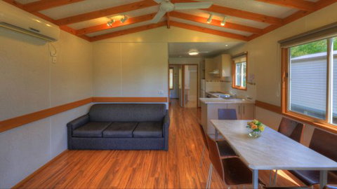 Breakaway Twin Rivers Caravan Park - ACT Tourism 2