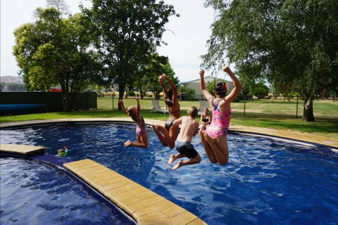 Breakaway Twin Rivers Caravan Park - ACT Tourism 4