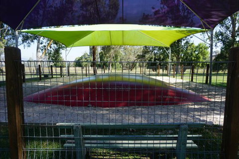 Breakaway Twin Rivers Caravan Park - ACT Tourism 7