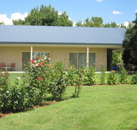 Cottonwoods Accommodation - ACT Tourism