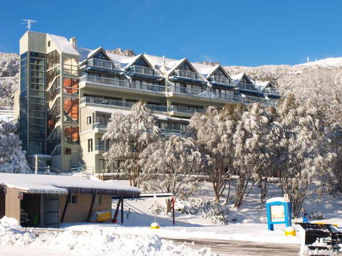 Falls Creek Country Club - ACT Tourism 0