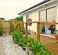 Gumnut Getaway - couples creative art retreat - ACT Tourism