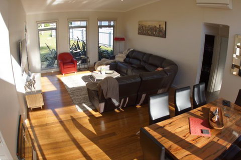 Hemley House - ACT Tourism 2