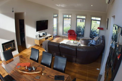 Hemley House - ACT Tourism 5