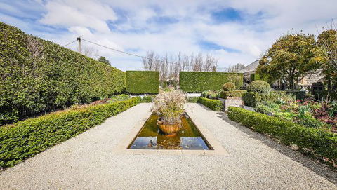 Kyneton Old Rectory - ACT Tourism 1
