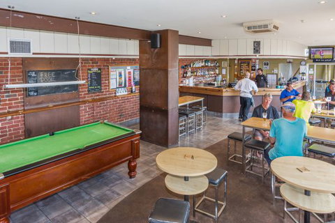 Merimbula Hotel - ACT Tourism 2