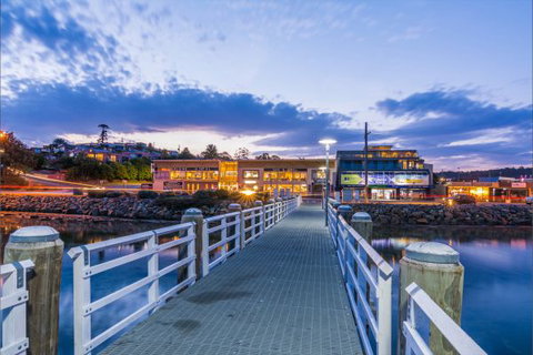 Merimbula Hotel - ACT Tourism 6