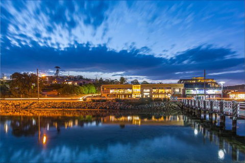 Merimbula Hotel - ACT Tourism 8