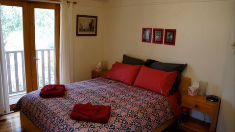 Oakhill Cottage - ACT Tourism 3