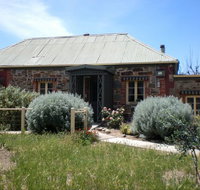 Olive Grove Retreat - ACT Tourism