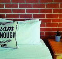 Pyrenees Motel - ACT Tourism
