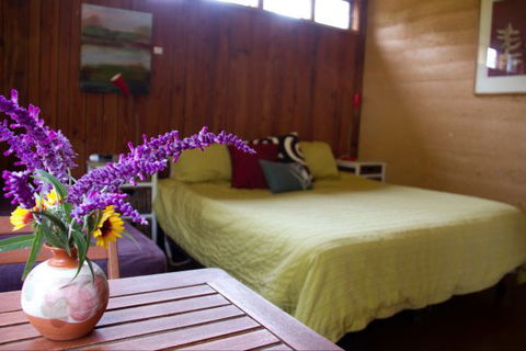 Red Poles Bed And Breakfast - ACT Tourism 2