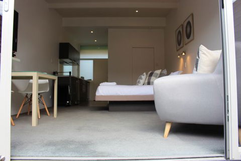 Sandy Bay Studio Apartment - ACT Tourism 3