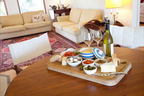 Sanctuary@Waratah - ACT Tourism 4