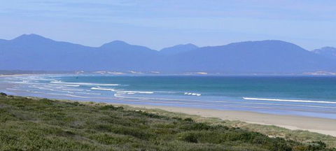 Sandy Point Beach Escape - ACT Tourism 1
