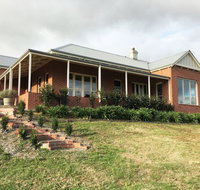 Shearer's Hill - Luxury Farm Stay - ACT Tourism