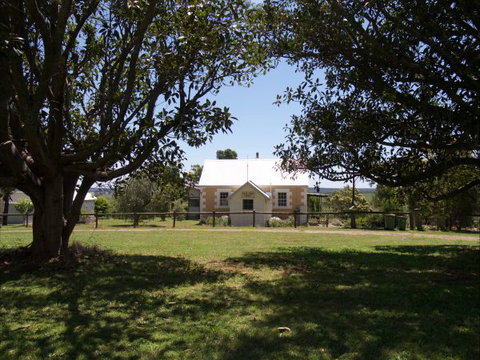 The Old Drik Drik Schoolhouse Retreat - ACT Tourism 3