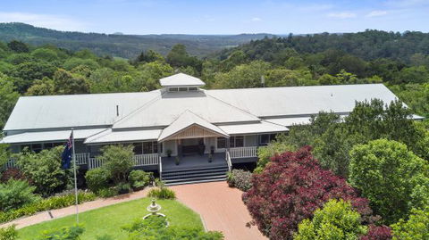 The Country House At Hunchy Luxury Bed And Breakfast Accommodation - ACT Tourism 1