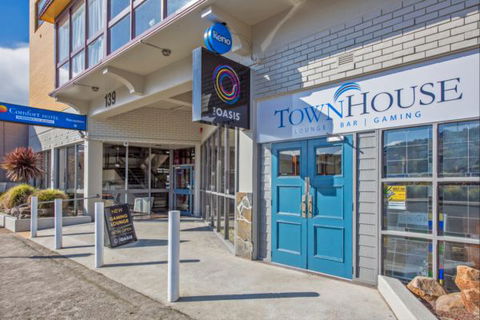 TownHouse Hotel Burnie - ACT Tourism 0