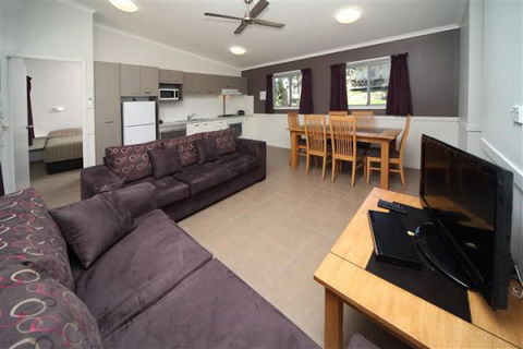 Ulladulla Headland Holiday Park - ACT Tourism 2