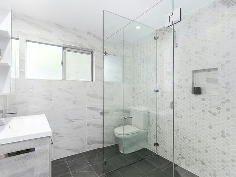 Amalfi Beach House - ACT Tourism 6