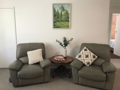 Annie's Hideaway - ACT Tourism 1