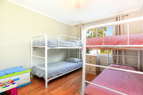 Ariadne - A Hop Skip And A Jump To The Beach With Sea Views - ACT Tourism 8