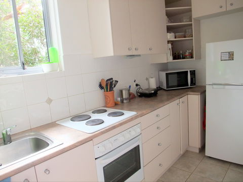 Beach Stay Mona Vale - ACT Tourism 5