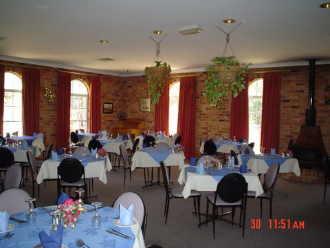 Coachmans Rest Motor Lodge - ACT Tourism 4