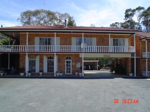 Coachmans Rest Motor Lodge - ACT Tourism 7