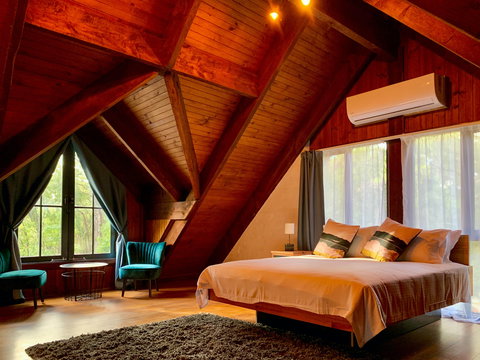 Emerald Star Cottages - ACT Tourism 1