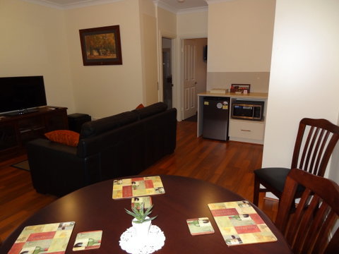 Hahndorf Oak Tree Cottages - ACT Tourism 4