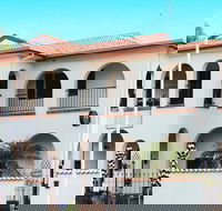 The Med Crescent Head - ACT Tourism